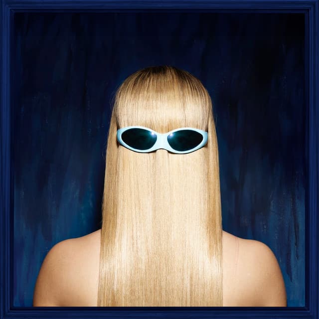 מה חוץ מזה by 14 Tracks • Nunu