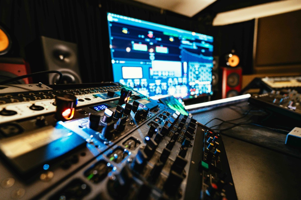 Studio 3